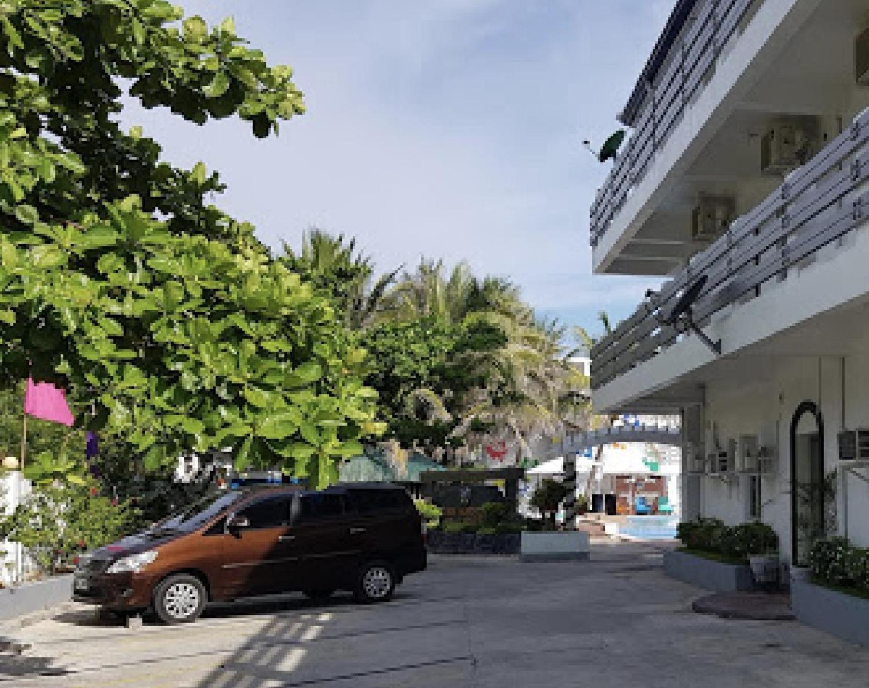 Casa Almarenzo Bed & Breakfast Bolinao Eksteriør bilde