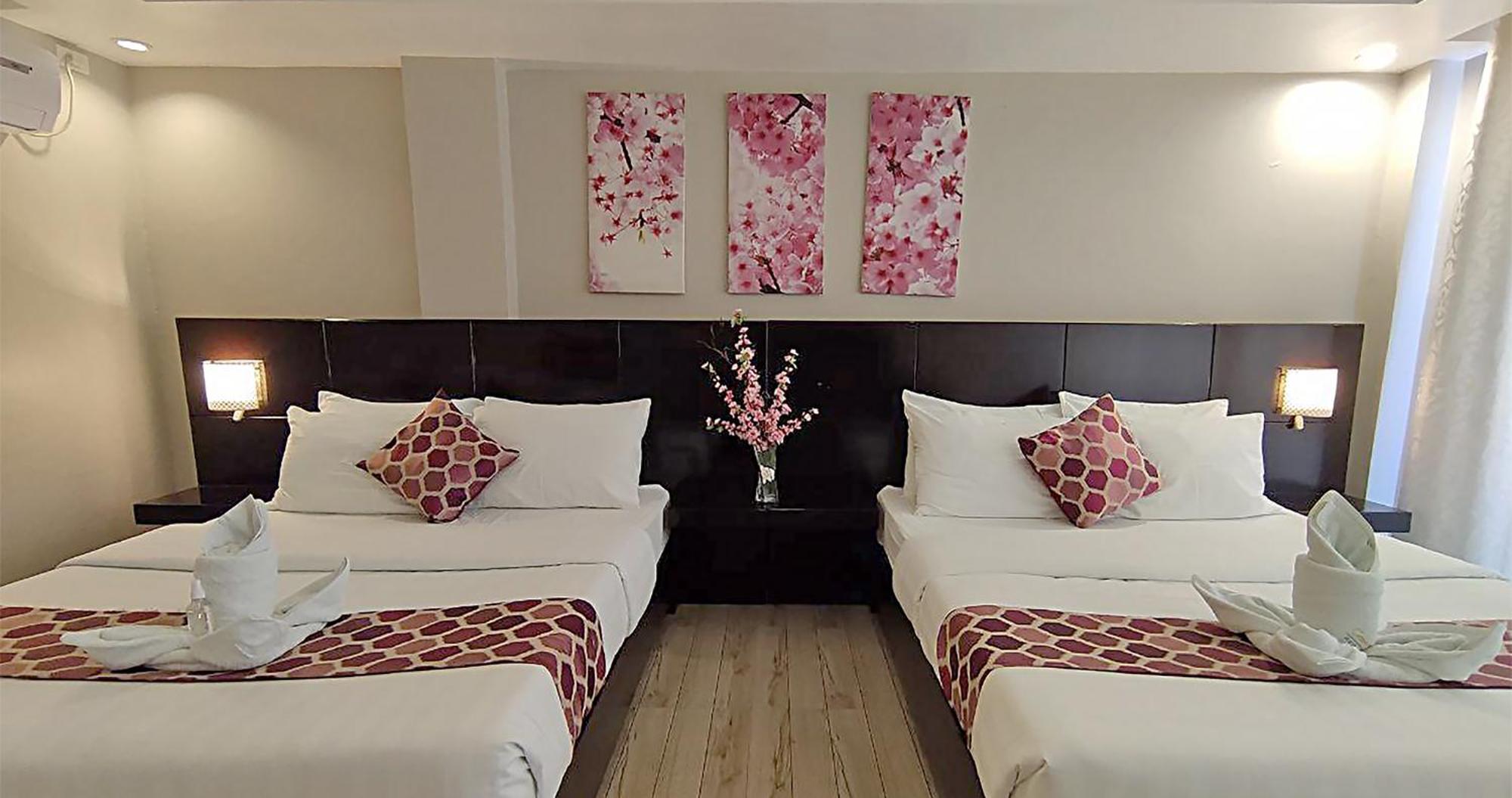 Casa Almarenzo Bed & Breakfast Bolinao Eksteriør bilde
