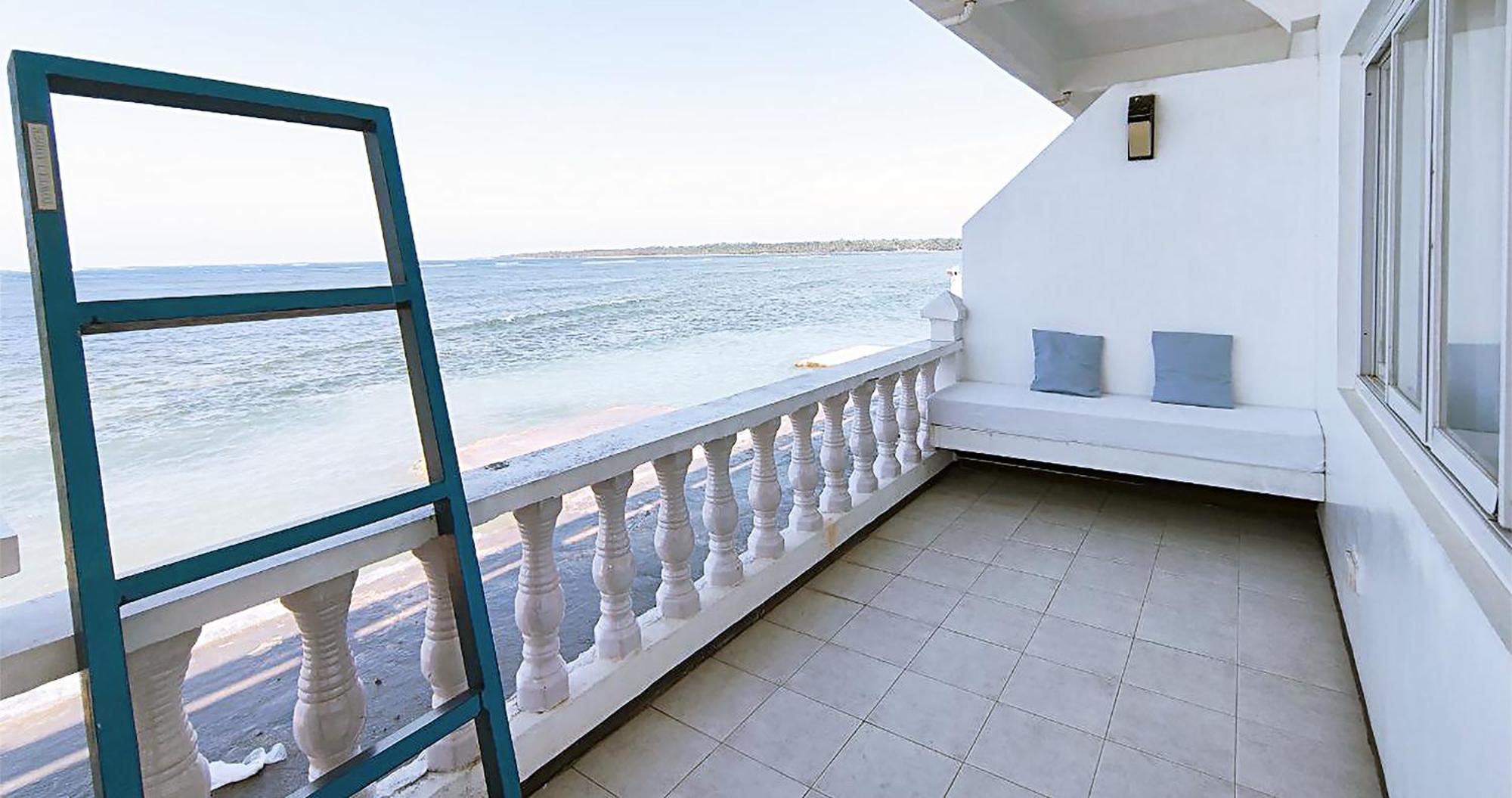 Casa Almarenzo Bed & Breakfast Bolinao Eksteriør bilde