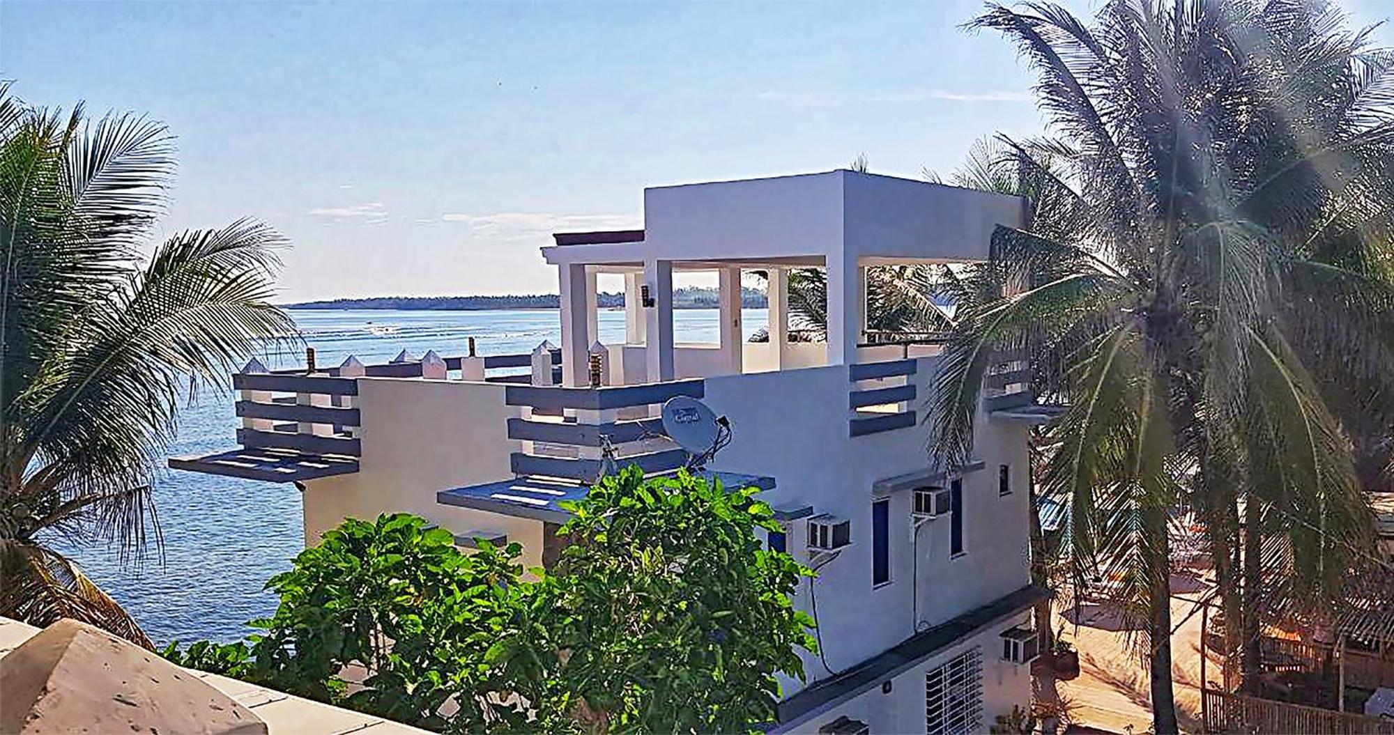 Casa Almarenzo Bed & Breakfast Bolinao Eksteriør bilde